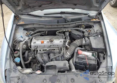 2011 Honda Accord 2.4 Ex from USA, damaged, VIN 1HGCP2F74BA028133